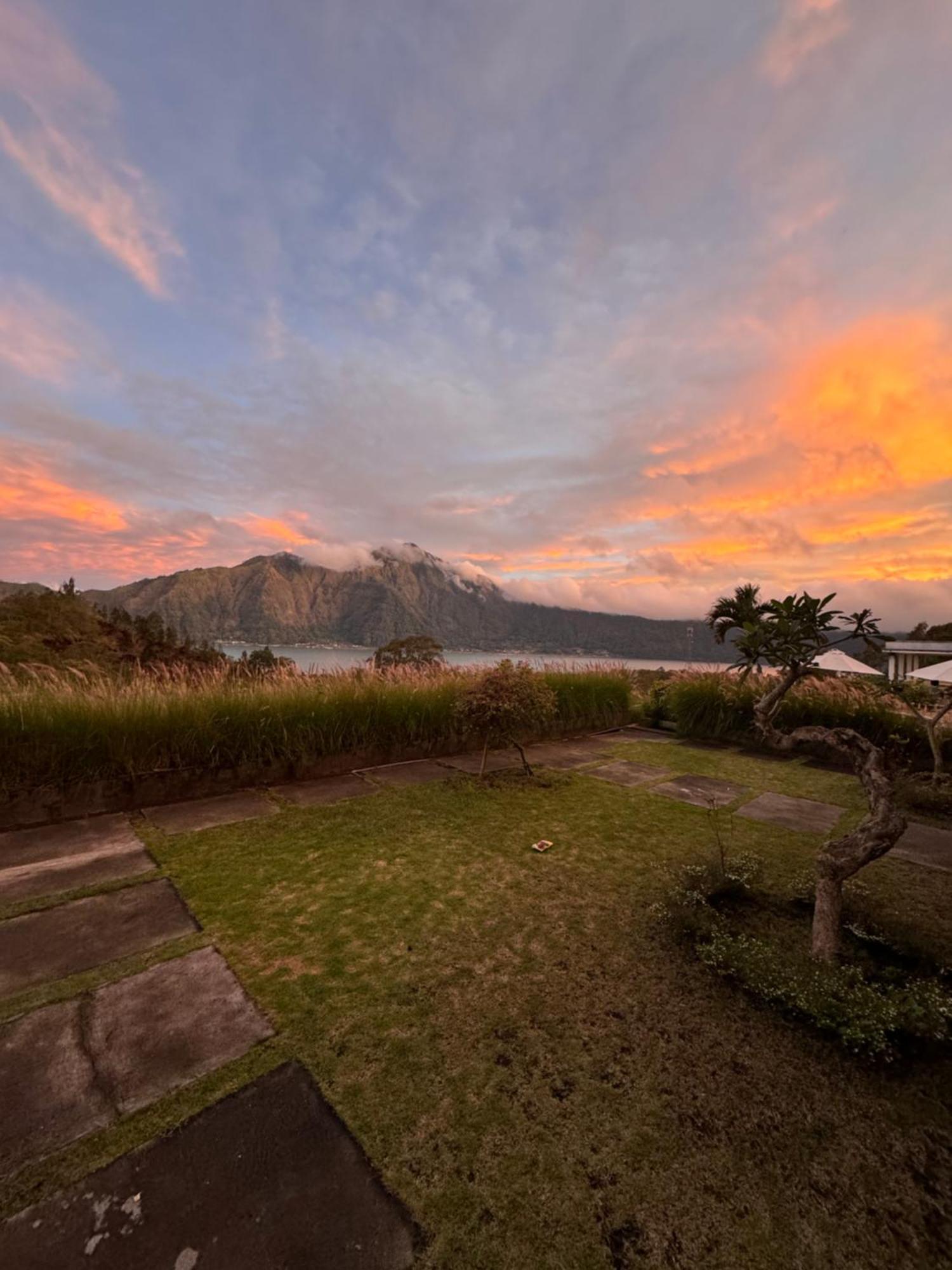 The Breezy Volcano Kintamani  Exterior photo